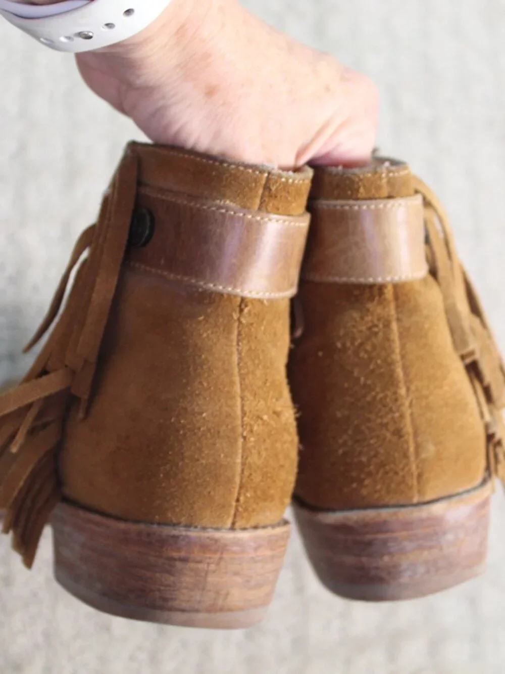 Koolaburra size tan